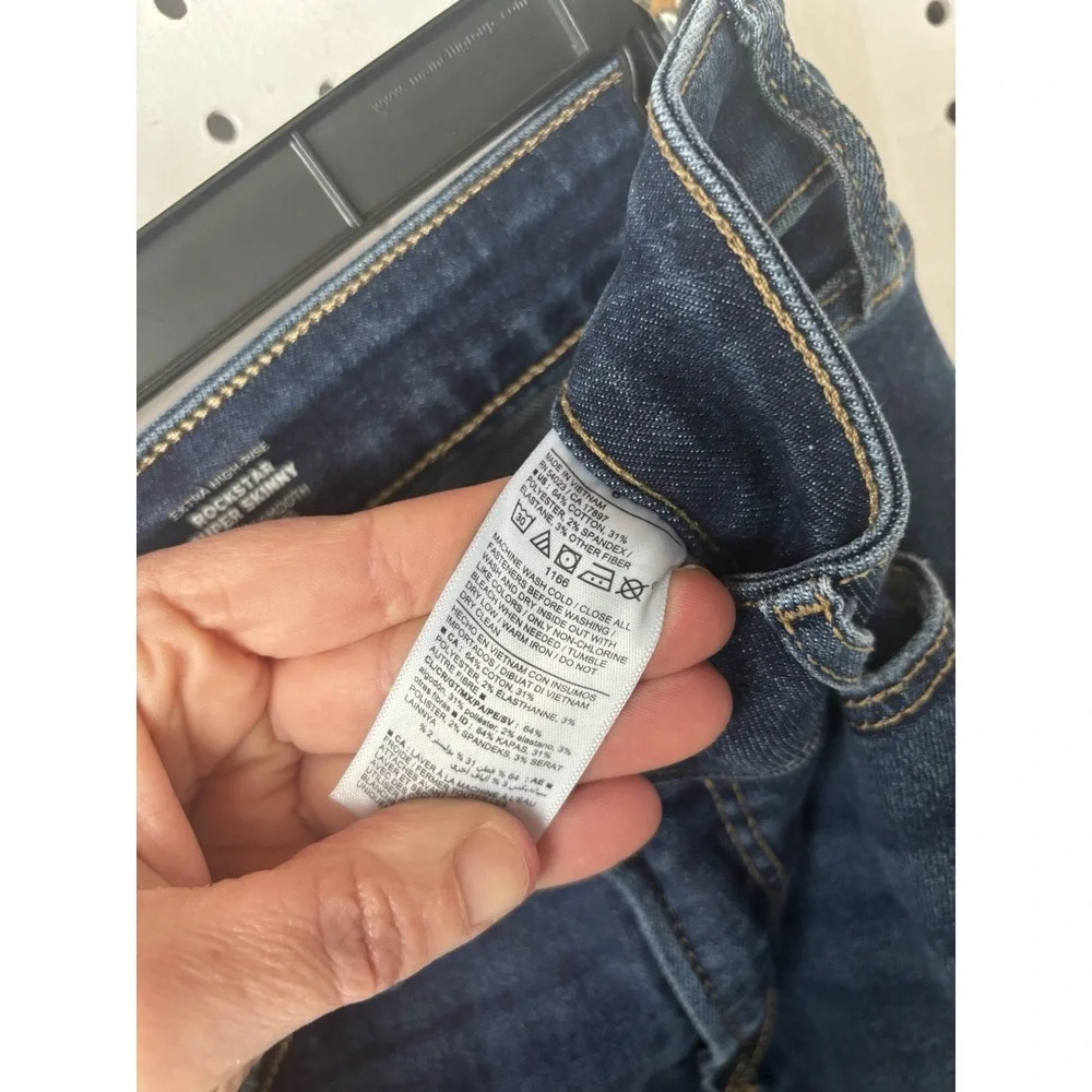 Old Navy Women's 6‎ High Rise Rockstar Super Skinny Blue Denim Jeans Raw Hem